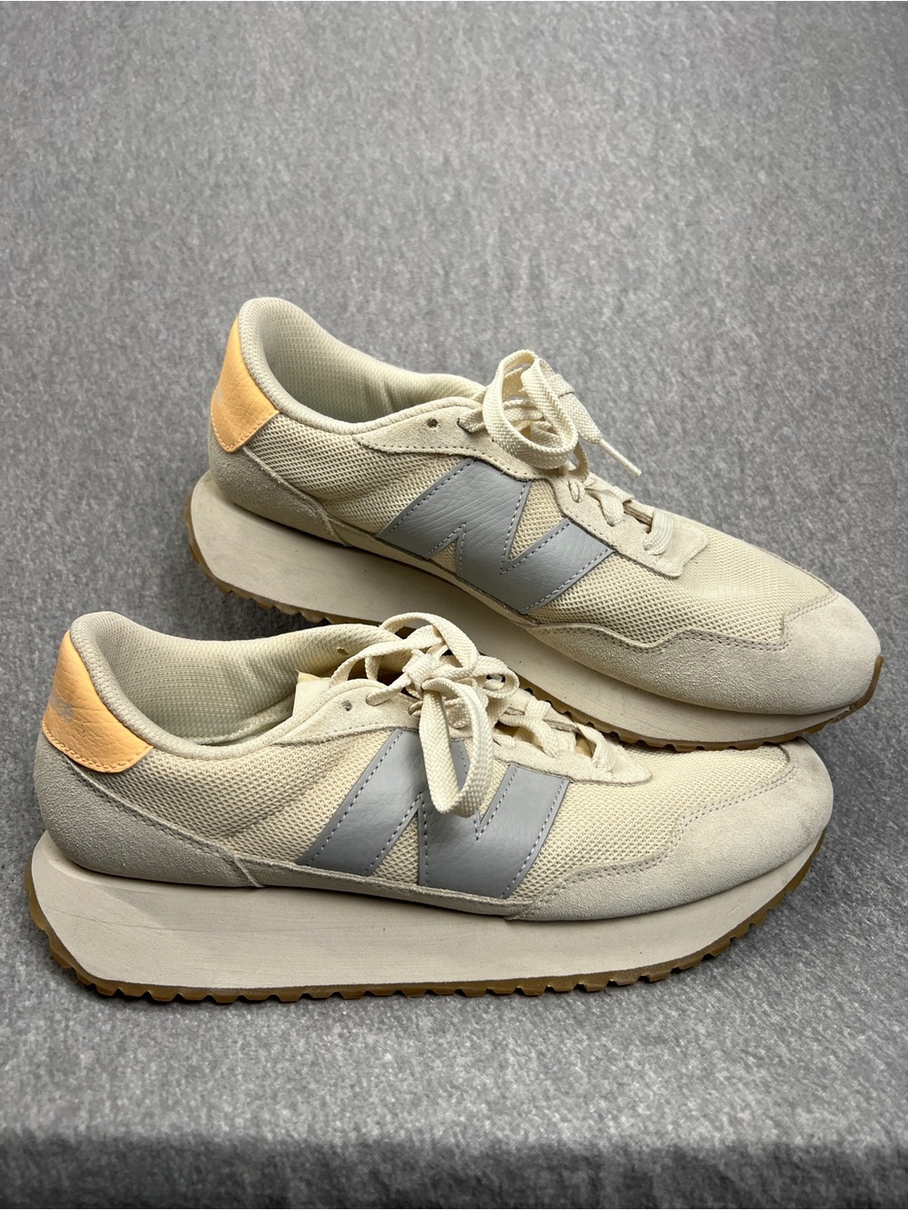 New Balance 237 size 10.5 Angora Light Mango colorway